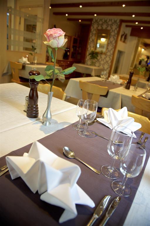 Alpenrose Hotel เซอร์แมท ภายนอก รูปภาพ