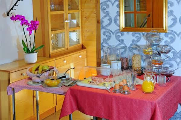 Alpenrose Hotel เซอร์แมท ภายนอก รูปภาพ
