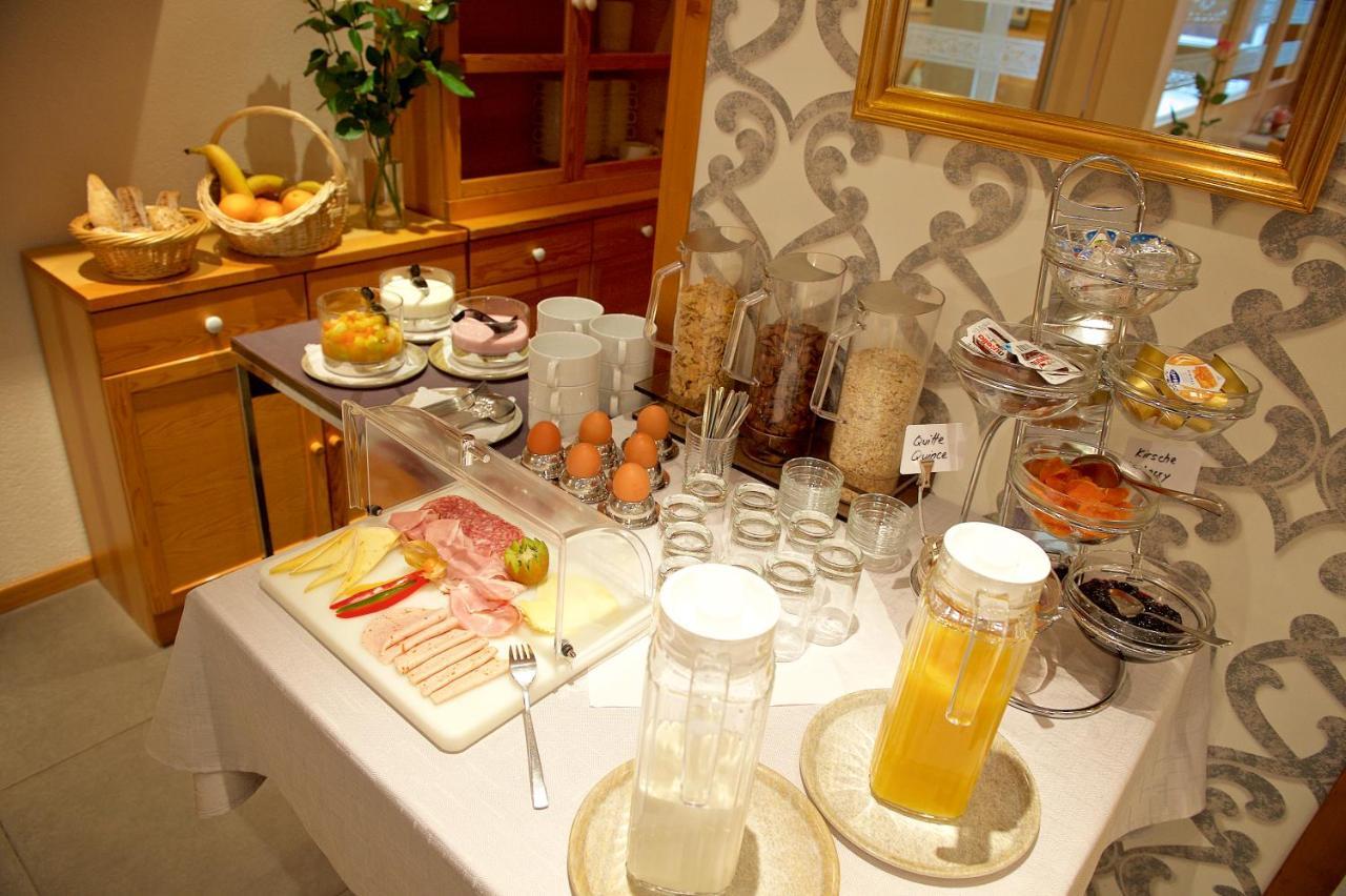 Alpenrose Hotel เซอร์แมท ภายนอก รูปภาพ